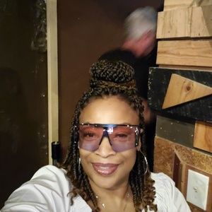 Meet your Posher, Jami